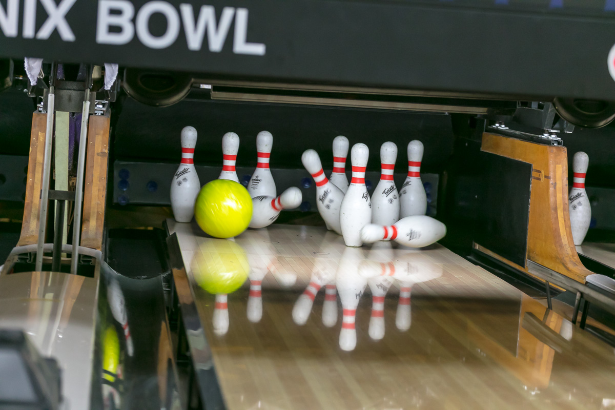 Shops, restaurants & things to do