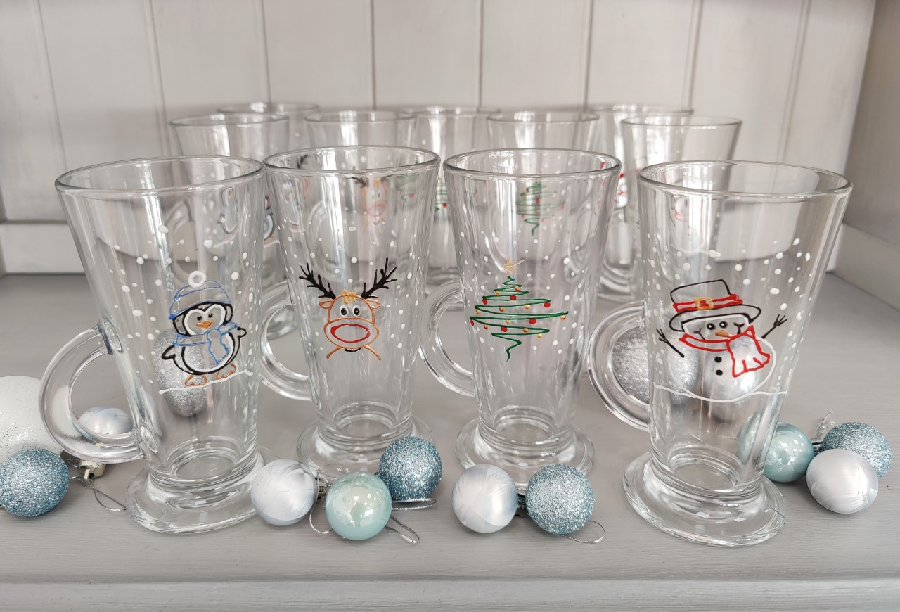 Hand painted latte and hot chocolate glasses for sale at The Cheeky Sheep
