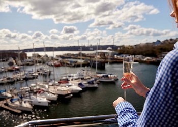 Sign up for the latest news & offers