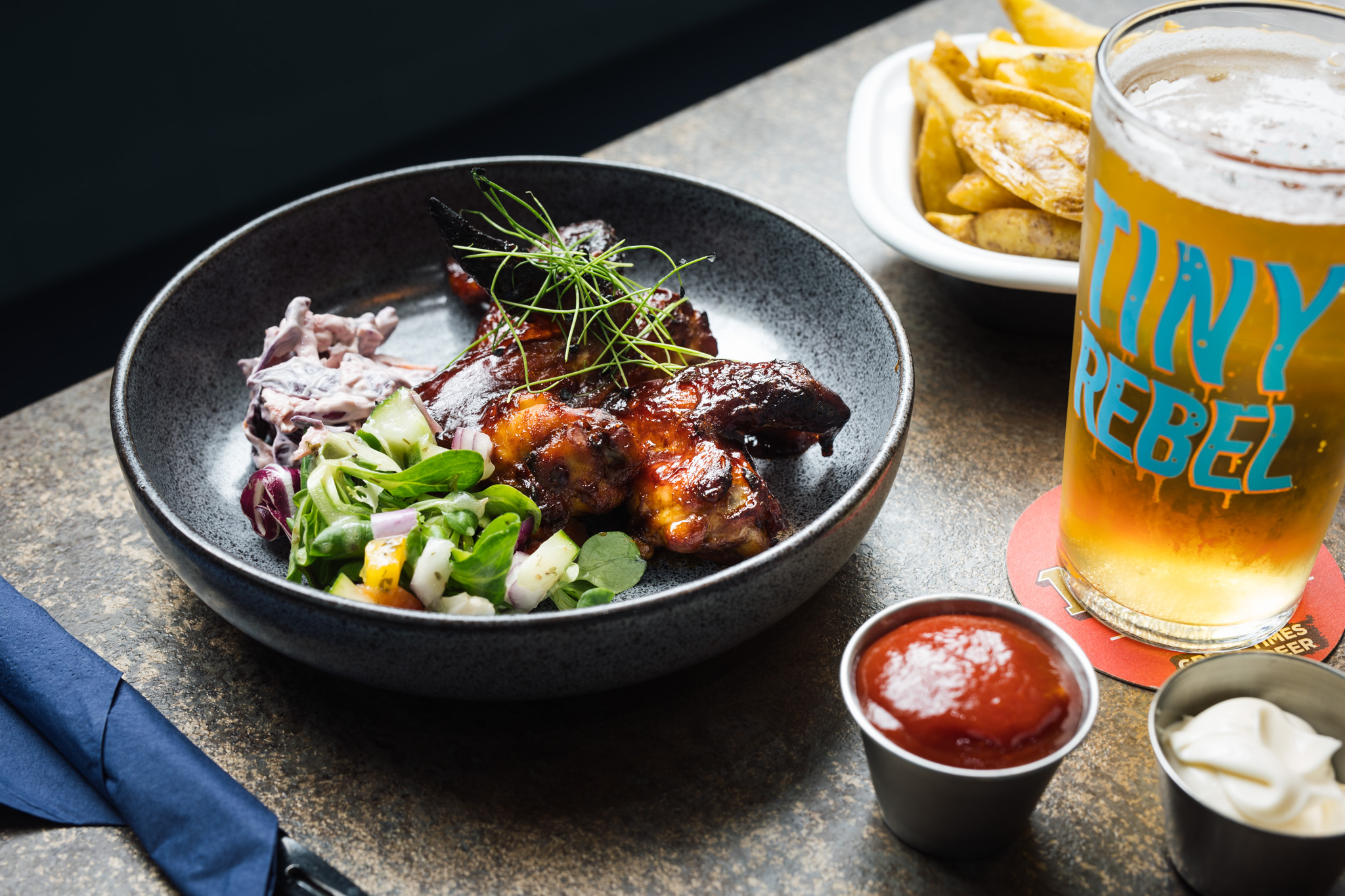 Biffy's Bar & Restaurant