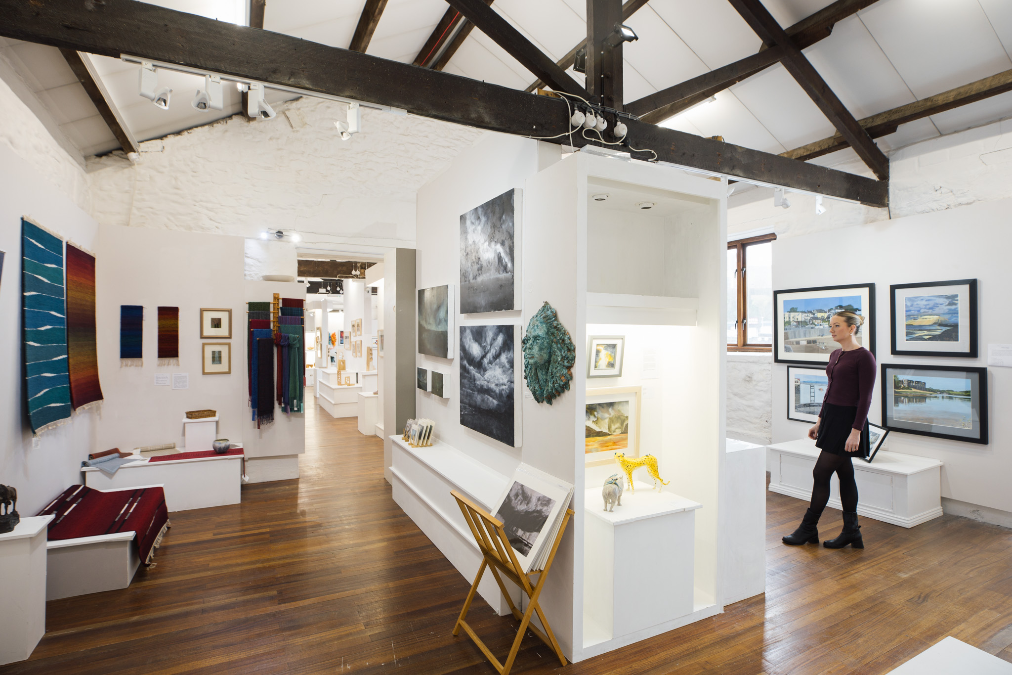 /whats-on/waterfront-gallery-christmas-show/